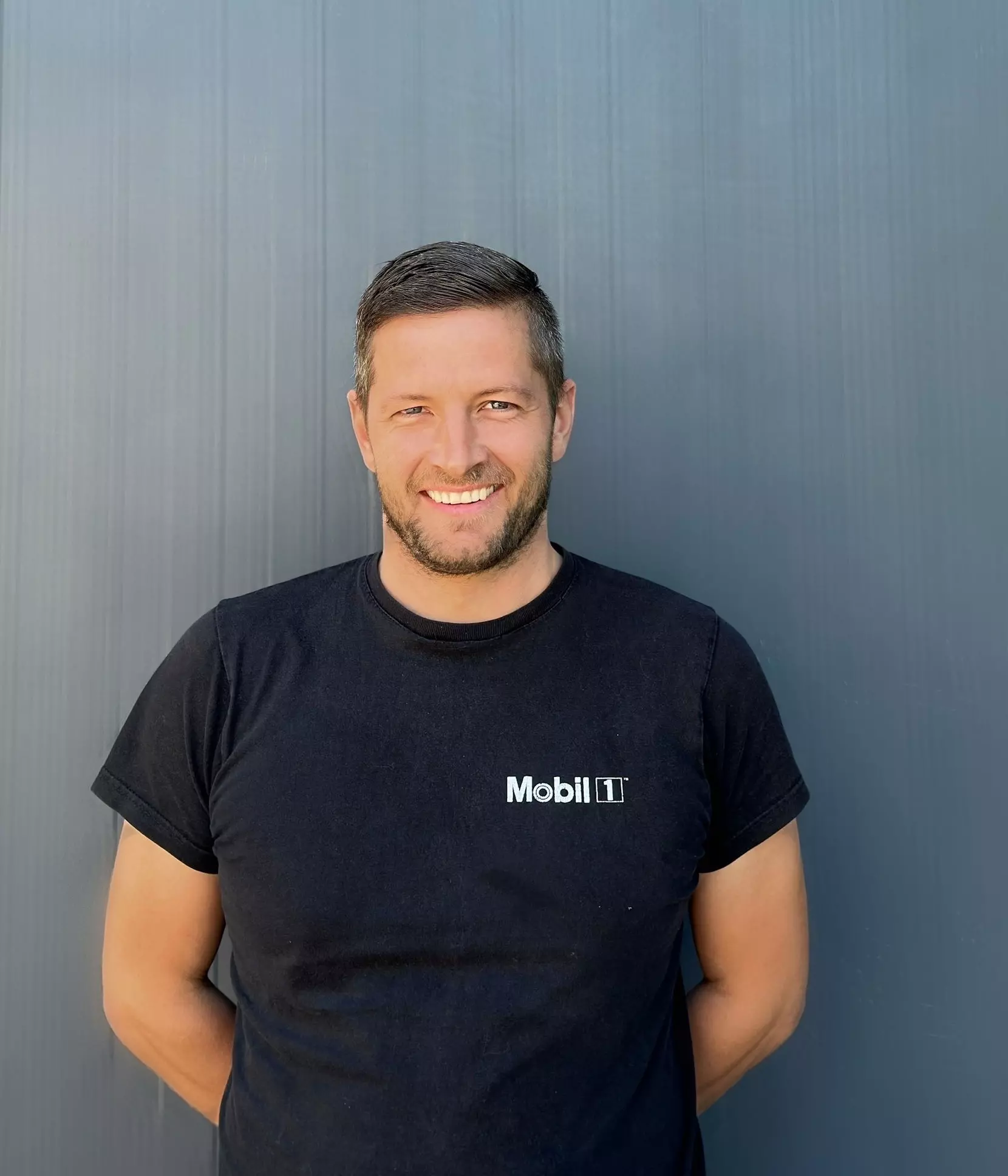 Lukas Schwarz, Innendienst und Logistik Lukas Schwarz, Innendienst und Logistik